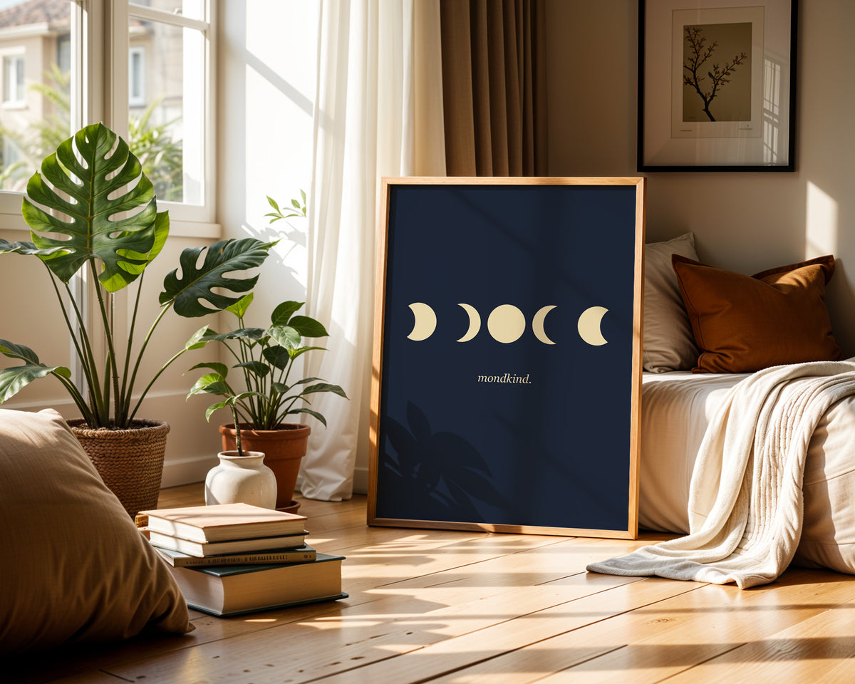 Mondkind Mondphasen – gerahmtes Poster an der Wand