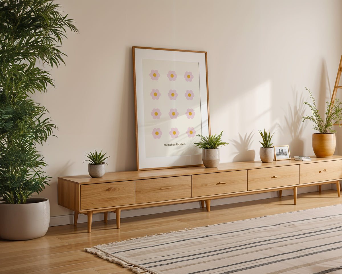 Blümchen für dich – gerahmtes Poster an der Wand