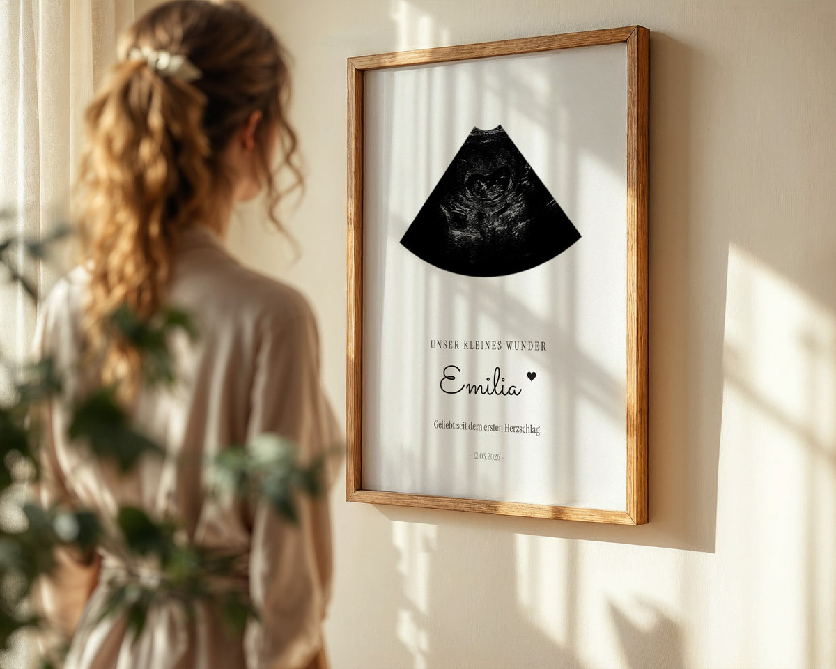 Ultraschallbild – Ultraschallbild in Fächerform – gerahmtes Poster in der Hand
