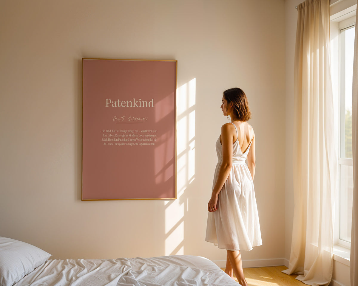 Patenkind (Definition) – gerahmtes Poster in der Hand