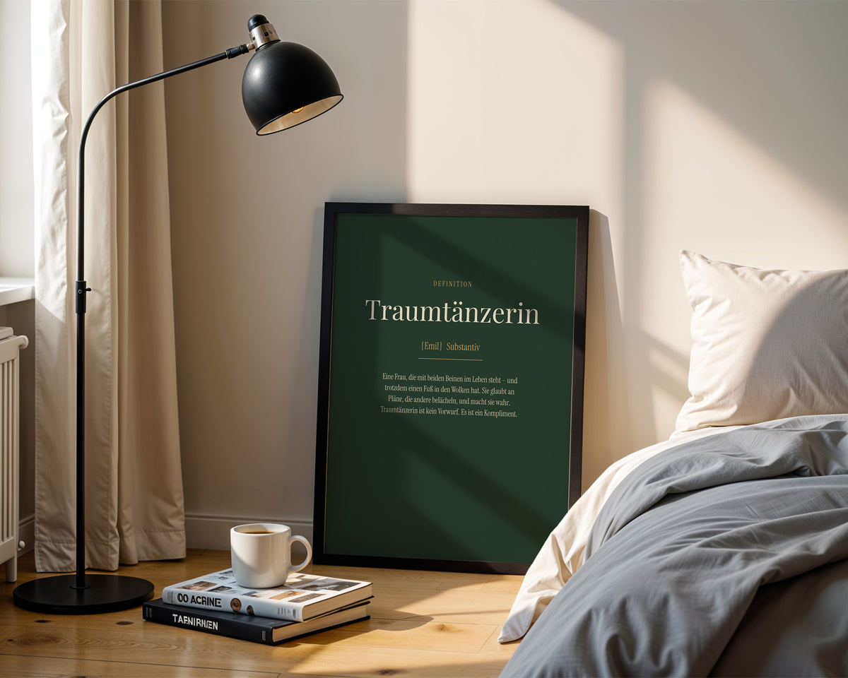 "Traumtänzerin" (Definition) – poster in a bedroom