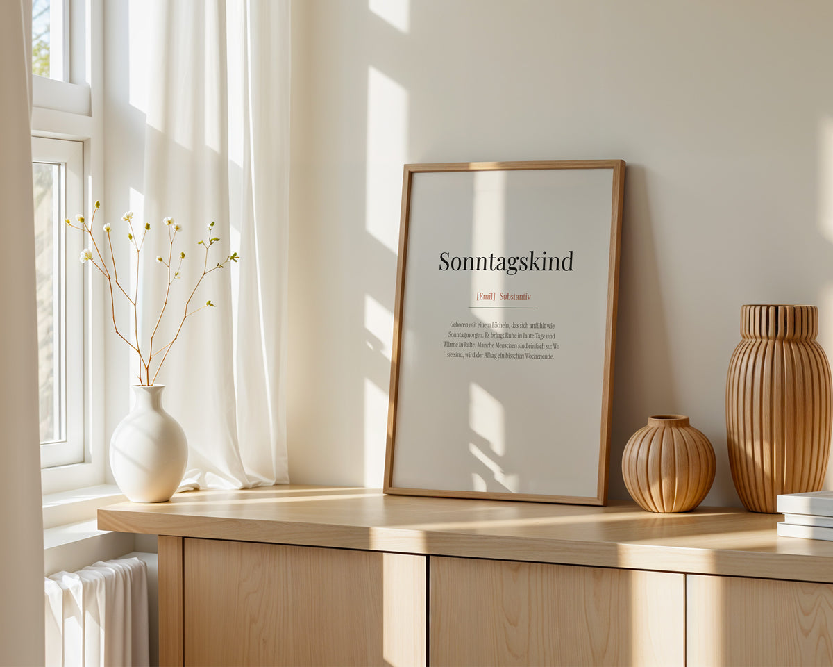 Sonntagskind (Definition) – gerahmtes Poster an der Wand