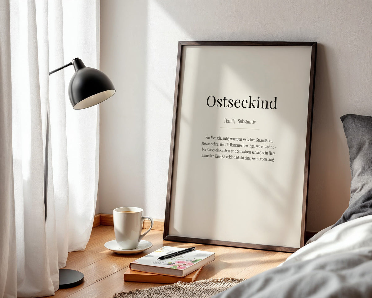 Ostseekind (Definition) – gerahmtes Poster an der Wand