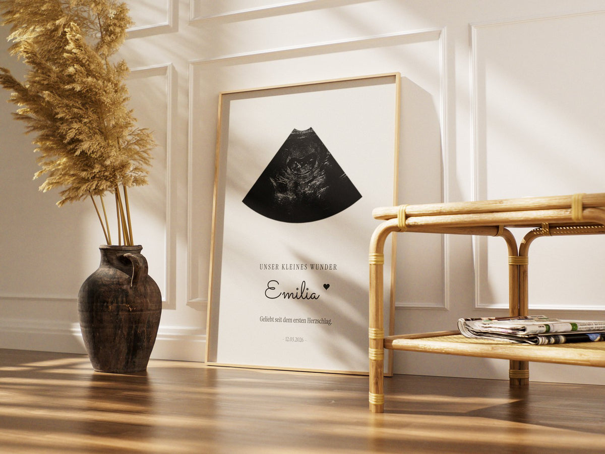Ultraschallbild – Ultraschallbild in Fächerform – gerahmtes Poster im Raum