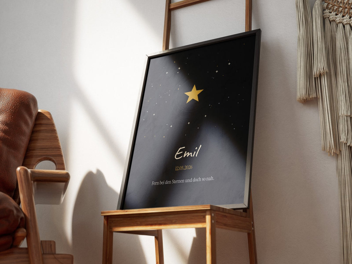 Sternenkind – Nachthimmel – gerahmtes Poster im Raum