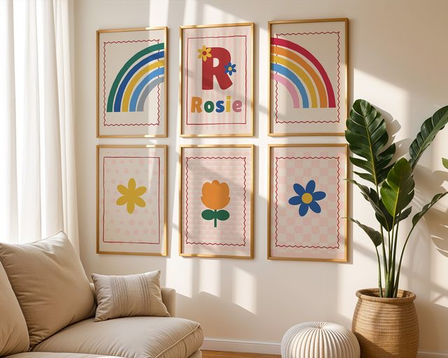 Namensposter 6er-Set „Bunt & Streifen“ im Kinderzimmer